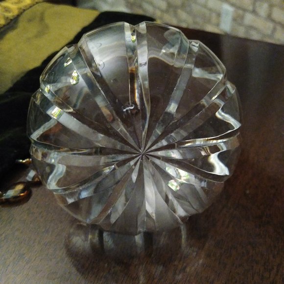 Lead Glass Vase - Picture 4 of 4